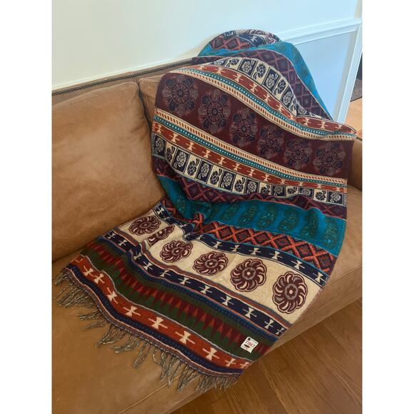 Colorful Wool Shawl Southwestern or Western Style 100% Yak Wool - Picture 1 of 3